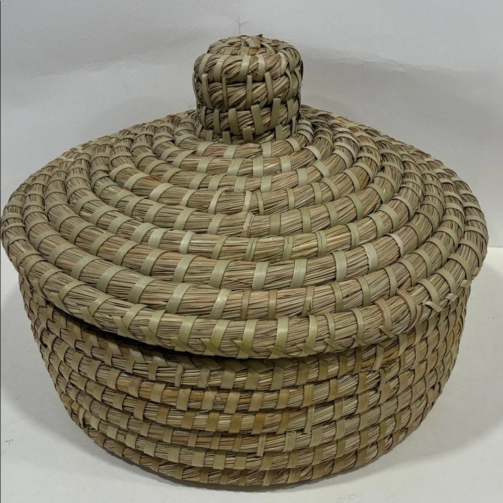 Serrv natural woven